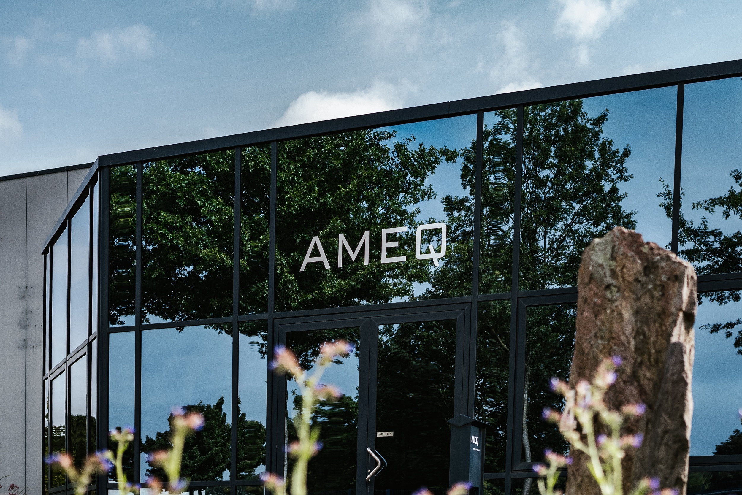 AMEQ-09847